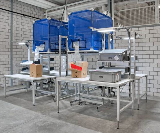 höhenverstellbarer ERGO-Basic Arbeitstisch mit Luftpolstersilo {{brizy_dc_image_alt imageSrc=